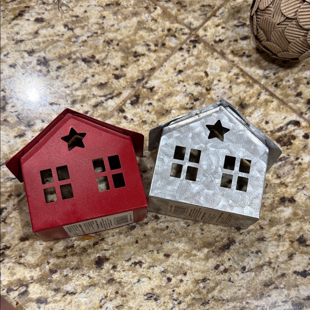Red and Silver Star Cutout Metal Houses